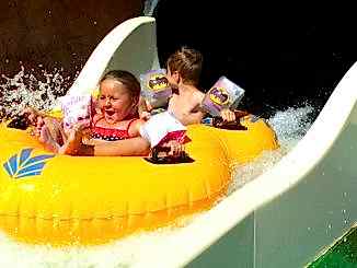 Marmaris Atlantis Su Parkı Su Kaydırakları Kara Delik